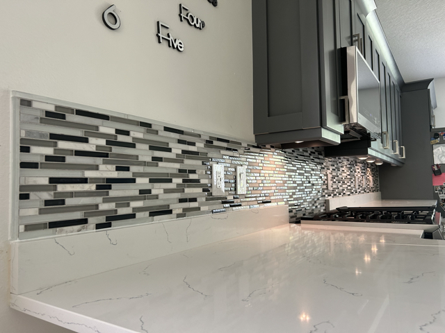 Kitchen After Backsplash